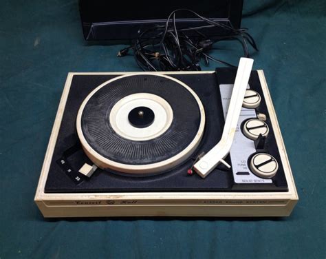 Vintage Concert Hall Stereo Sound System 45 Record Player Model 332