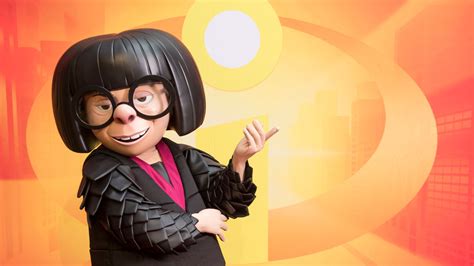 Disney Shares First Look At Edna Mode In Park Character