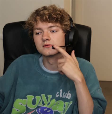 Tommyinnit Tommy Boy Pretty Boy Swag Hot British Men