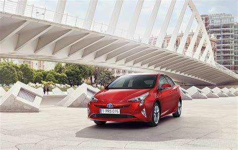 Anteprima Toyota Prius Plug In Alla Mobility For Sustainability