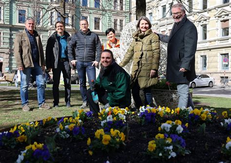 Amt für Grünanlagen Pflanzen in Innsbruck sorgen für Lebensqualität