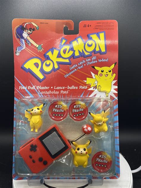 1998 Pokemon Nintendo Hasbro Poke Ball Blasterbattle Discs 25 Pikachu