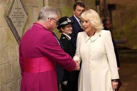 Camilla Parker Bowles Regina Single Dopo La Malattia Di Carlo Foto