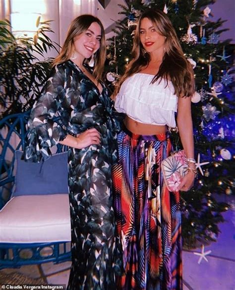 Sofia Vergara 47 Shares Throwback Bikini Snap From 90s Daily Mail