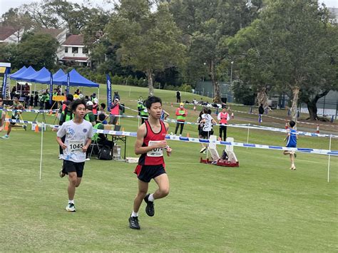 本校越野隊於香港越野錦標賽2024奪得女子學校組團體冠軍及男子學校組團體季軍 順德聯誼總會翁祐中學