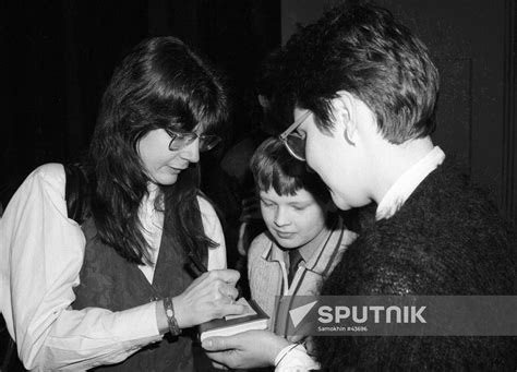 CHAVCHAVADZЕ AUTOGRAPHS | Sputnik Mediabank