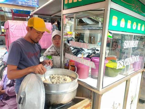 Awasi Keamanan Pangan Dinkes Kota Tangerang Lakukan Pengujian Sampel