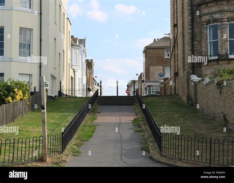 Herne Bay Road Hi Res Stock Photography And Images Alamy