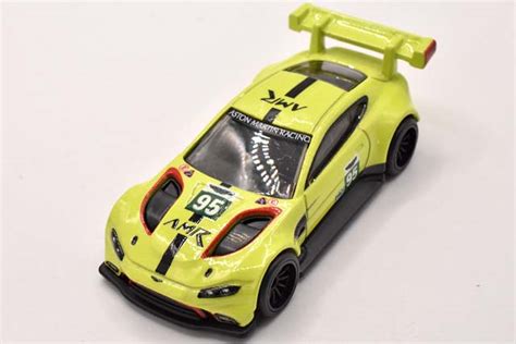 ASTON MARTIN VANTAGE GTEのレビューAMRのGTEレース用マシン HKC Hot Wheels 情報まとめ ホットウィール にわかマニア