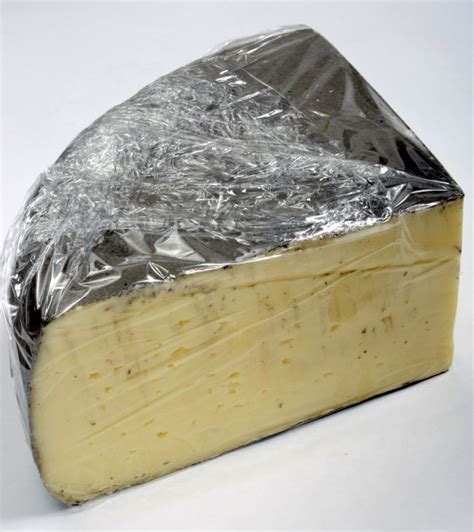 Cheese Sottocenere W Truffle Block Imported Italy Cryovac Ref Lba