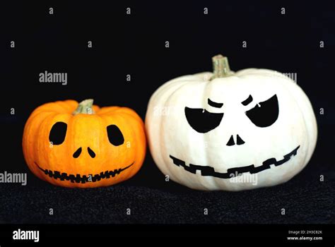 Painted pumpkin faces hi-res stock photography and images - Alamy