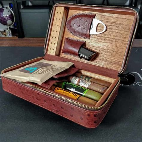 Best Lagute Travel Humidor Review Plush Cigar