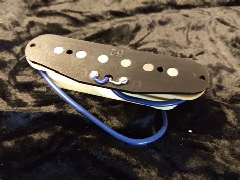 Vintage Strat Pickups Platinum By Ironstone