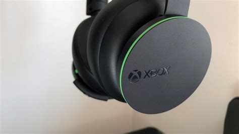 Xbox Wireless Headset review | PC Gamer