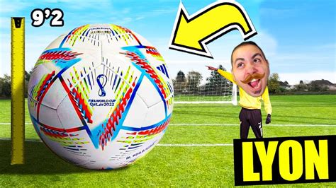 Pallone Da Calcio Pi Inutile Del Mondo Vecchio E Gigante Youtube