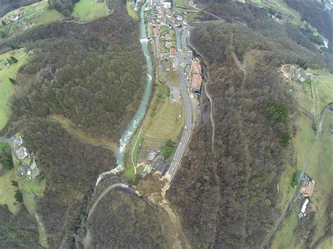 La Frana In Val Imagna Vista Dal Drone Volante Galleria Fotografica L