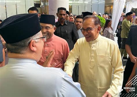 BERNAMA On Twitter Perdana Menteri Datuk Seri Anwaribrahim Tiba Di