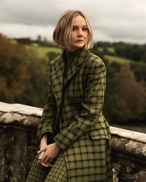 Carey Mulligan Talks Maestro Prep Bradley Cooper More