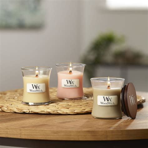 WoodWick 3 Mini Hourglass Candle Gift Set Review - Jabba Reviews