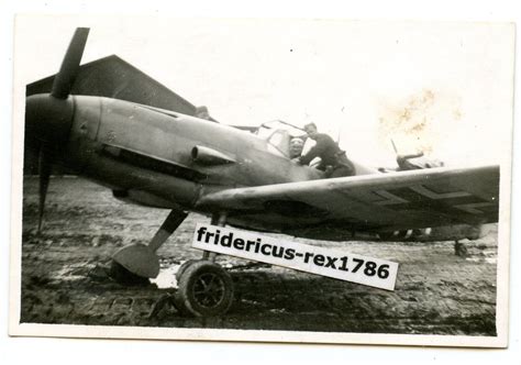 E52 Foto LW Messerschmitt Bf Me 109 Jagdflugzeug JG Feldflugplatz Pilot