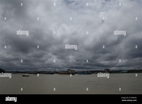 Heavy Clouds Formed In Kolkata Sky Due To A Well Marked Low Pressure