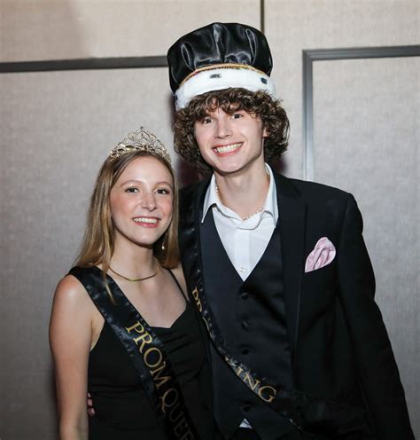 Vhs Prom King And Queen Four Points News