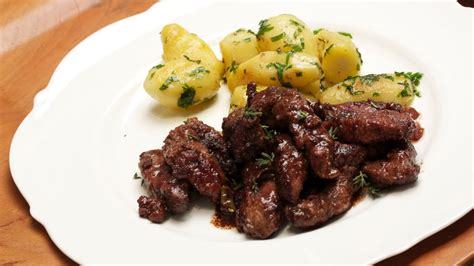 Kalbsleber Einfach Mit Balsamico Zubereiten Leber Braten Mit Der