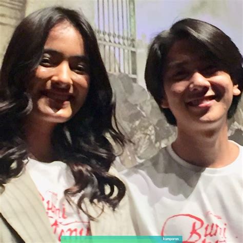 Mawar De Jongh Grogi Dicium Iqbaal Ramadhan Di Film Bumi Manusia