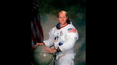 Apollo 15 Astronaut Al Worden Who Circled Moon Dies At 88