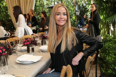 Denise Richards, the Un-Housewife - The New York Times