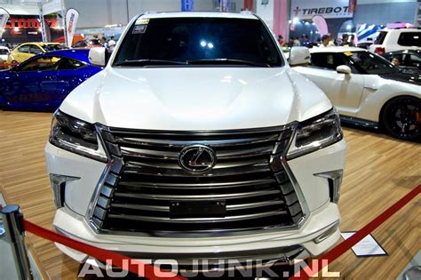 Lexus LS570 by Wald foto's » Autojunk.nl (238104)