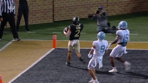 Sam Hartman Throws 7 Yard Touchdown Pass To Taylor Morin Espn Video