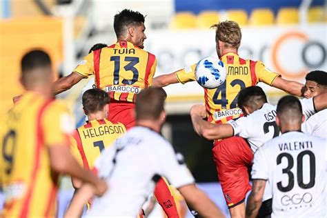 Parma Lecce La FOTOGALLERY Di CalcioLecce Calcio Lecce Veja Se O