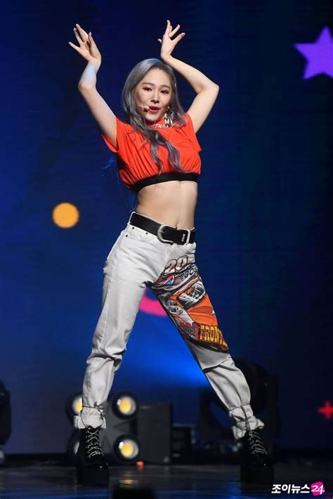 7 Hot Sexy Han Eunji Bikini Pics