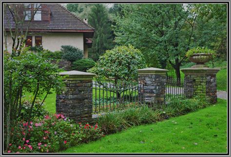 Fences And Rails In The Landscape — Artistic Outdoors Landscape And Masonry