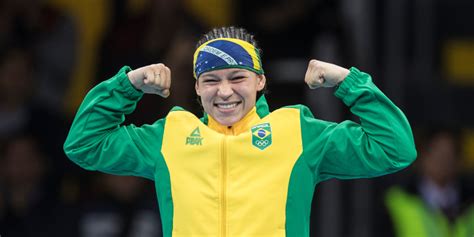 Boxeadora Bia Ferreira aposta no topo do pódio nos Jogos de Paris 2024