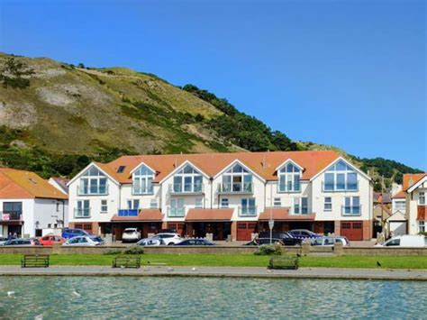 West Beach Llandudno Self Catering Holiday Cottage