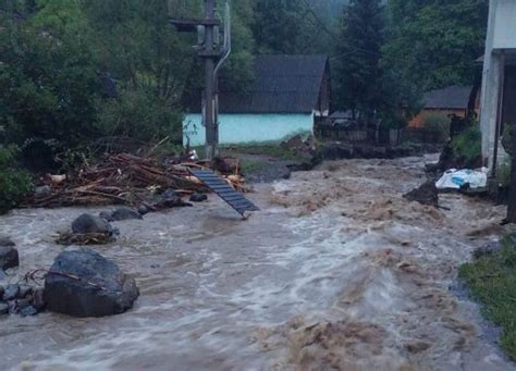 COD GALBEN de INUNDAŢII în ALBA până MARŢI pe râuri din bazinele