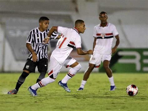 Veja imagens da partida entre Ceará e São Paulo pela segunda fase da