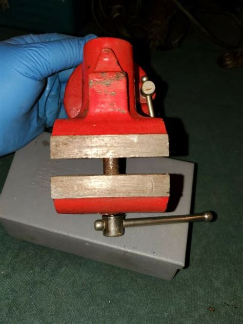 Vintage Brink Cotton Mini Bench Vise Red Circa 1950s 2 5 Jaws