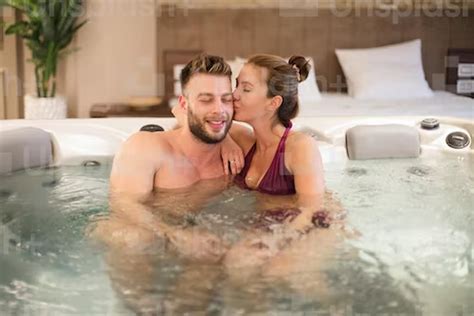 How Do Hot Tubs Help You Relax And Sore Muscles
