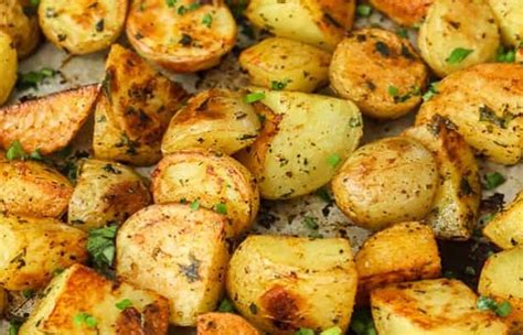 Batata Assada No Forno Simples Alimento Rico