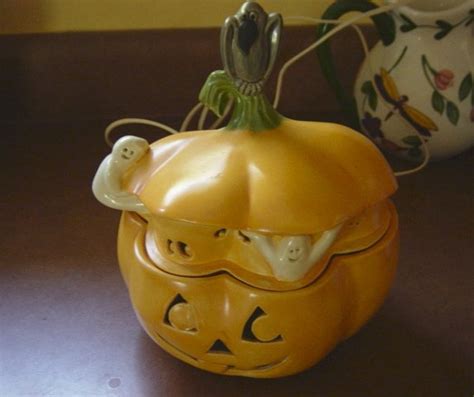 Ceramic Halloween Pumpkin And Ghosts Lighted Jack O Lantern 301334