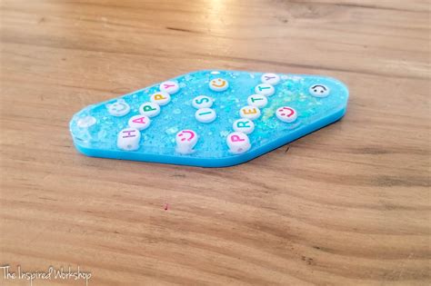 DIY Resin Keychain Ideas – The Inspired Workshop