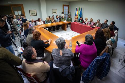 Imágenes de la firma del convenio entre el Ayuntamiento de Jerez y las