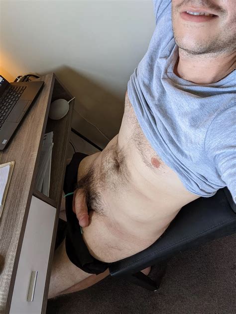Getting It Out During Work Nudes Broslikeus NUDE PICS ORG