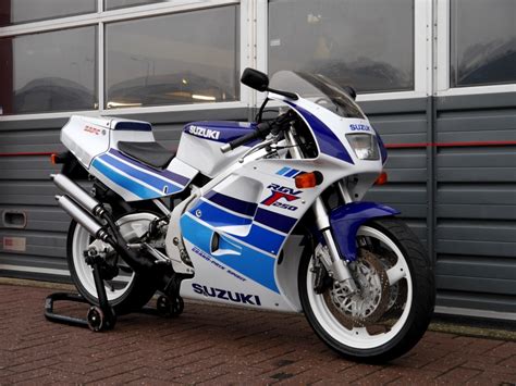 Suzuki Rgv250 VJ22 RH Motoren