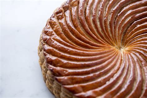 Galette Des Rois De Cyril Lignac Sa Recette D Voil E