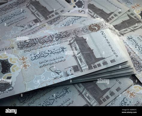 Money Of Libya Libyan Dinar Bills Lyd Banknotes Dinars Business