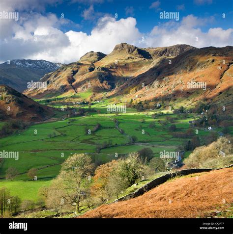 Langdale Valley Autumn Hi Res Stock Photography And Images Alamy
